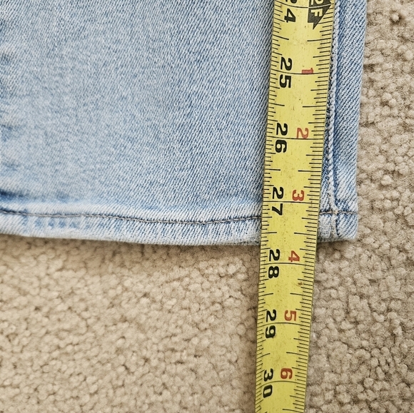 American Eagle AE Mom Straight Jeans 8R - Picture 9 of 11